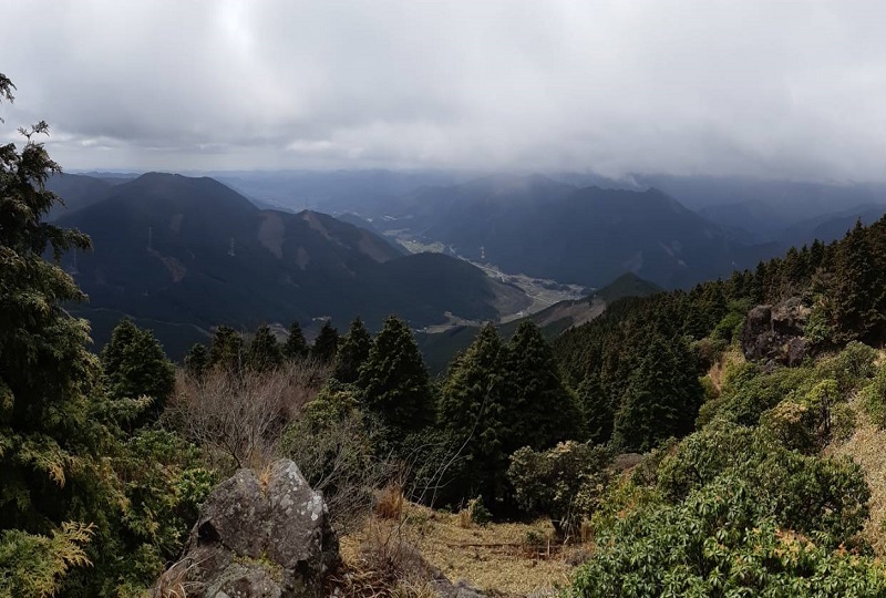 白岩山 兵庫県神河町公式観光サイト かみかわ観光ナビ